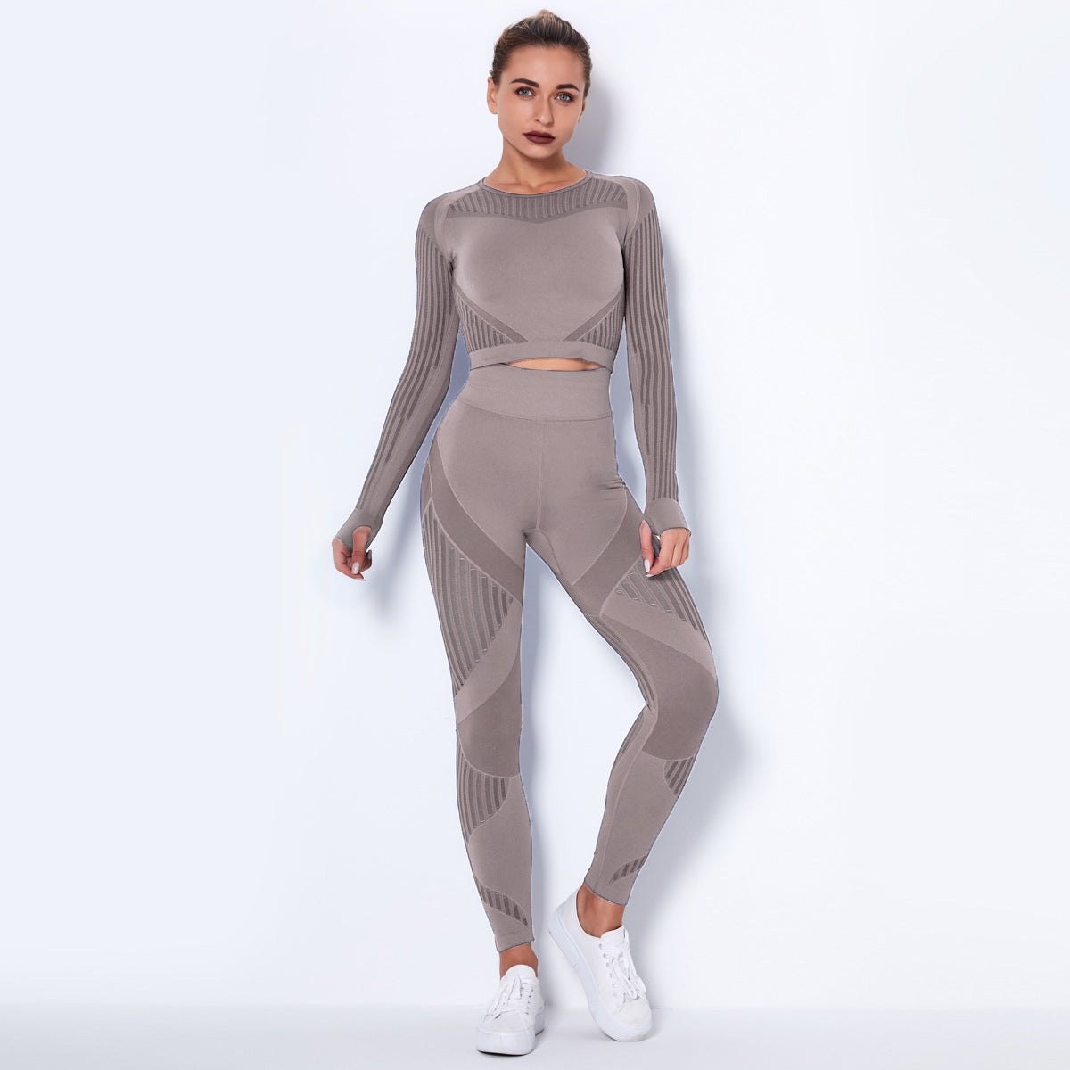 Seamless Knitted Absorbent Yoga Long-Sleeved Suit: 2PC Yoga Wear Set