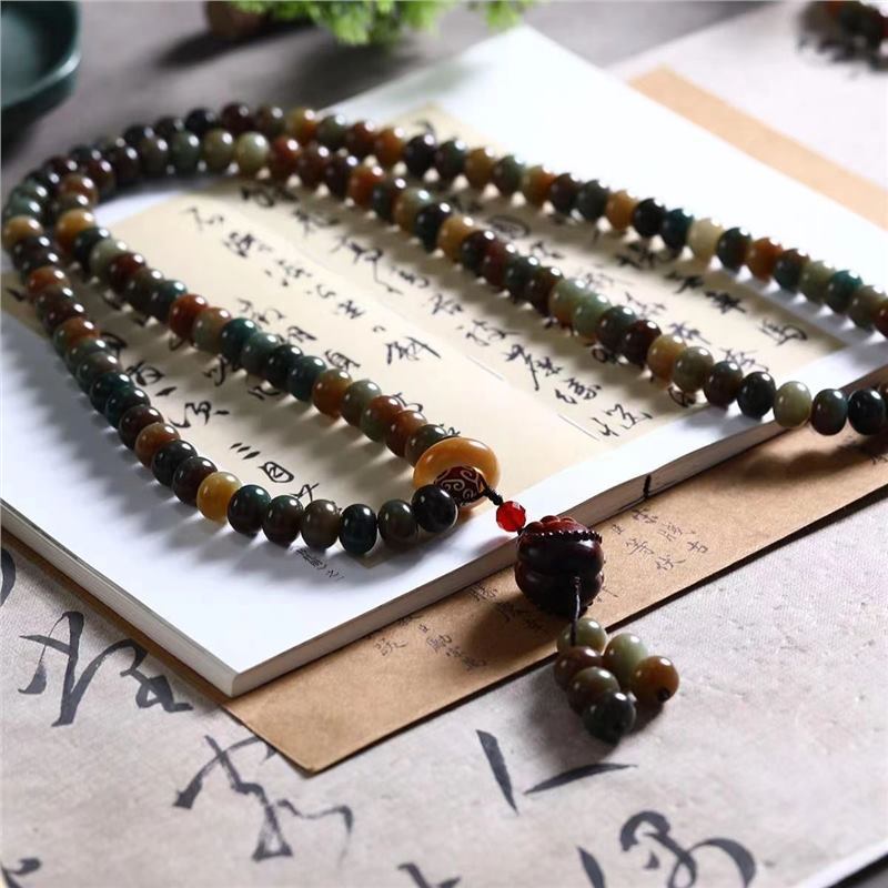 Dunhuang Qitian Bodhi Root: 108 Beaded Bracelets